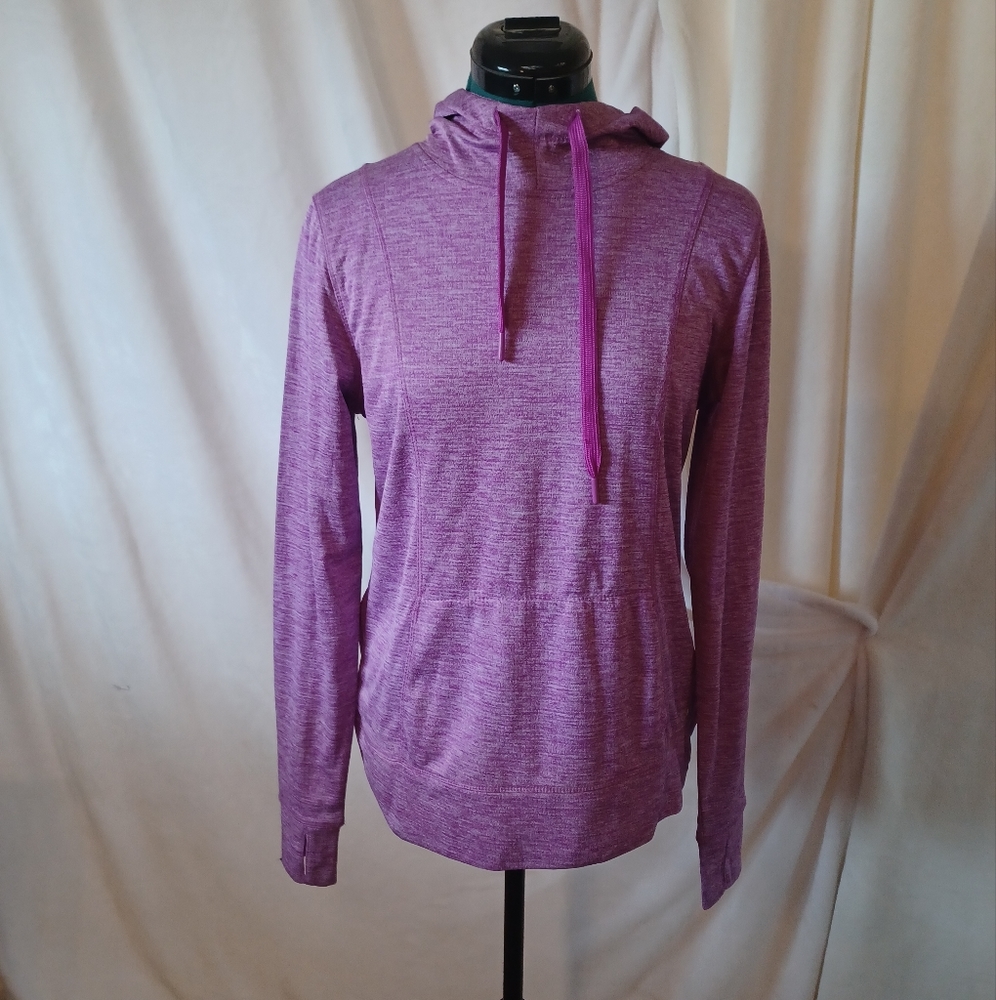 Avia sweater